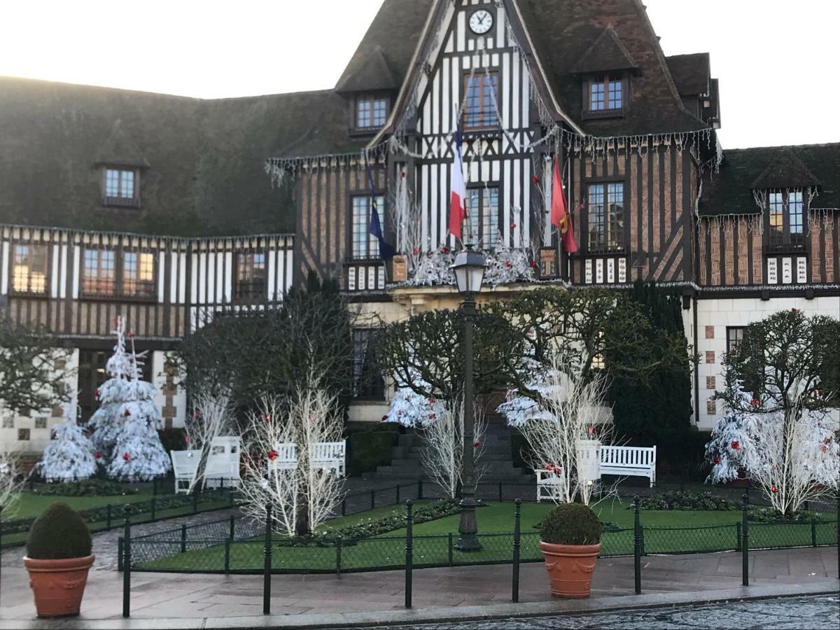 Le Royal Leilighet Deauville Eksteriør bilde