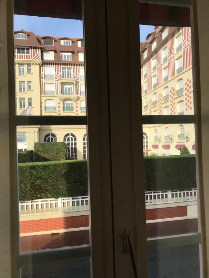 Le Royal Leilighet Deauville Eksteriør bilde